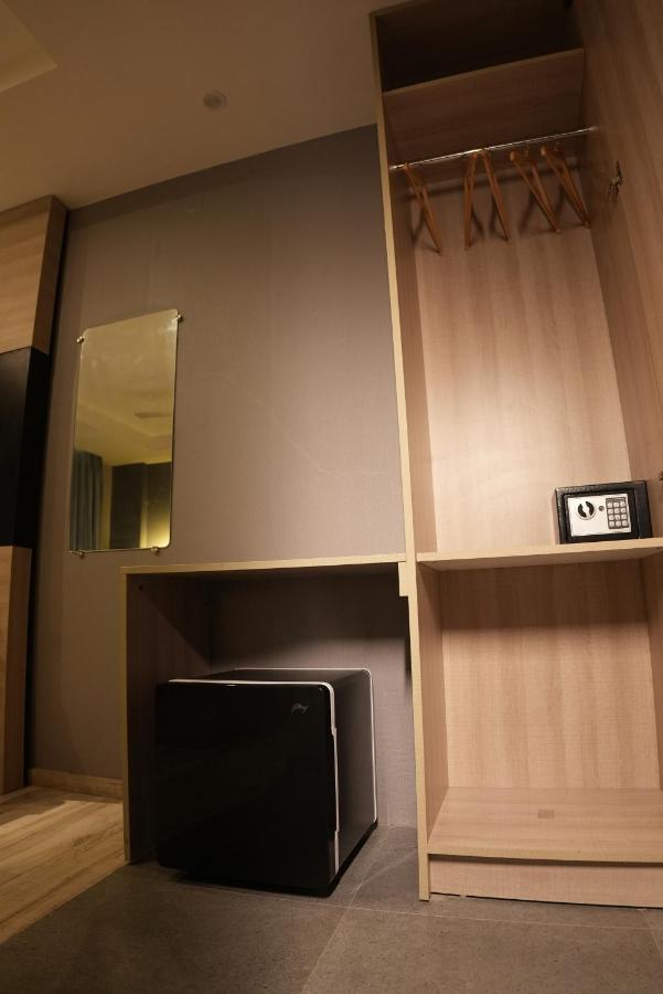 Hotel Ocean Vista Bay Βιζαχαπατνάμ Εξωτερικό φωτογραφία