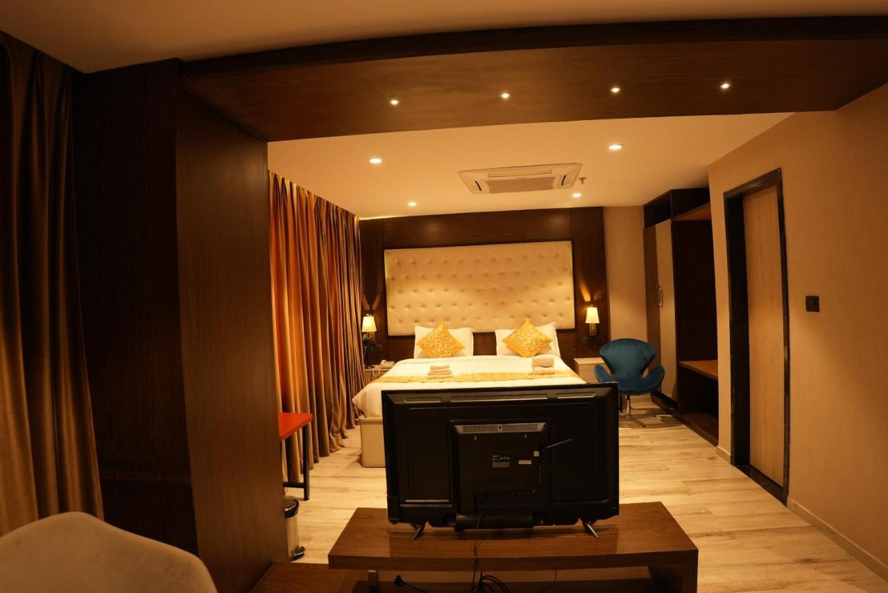 Hotel Ocean Vista Bay Βιζαχαπατνάμ Εξωτερικό φωτογραφία